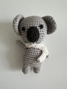 MUÑECO DE GANCHILLO KOALA